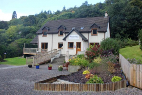  Bracarina House Bed & Breakfast & Caledonian Studio  Инвермористон